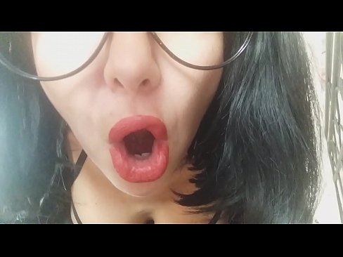 ❤️ Maitia, zure amaordeak ez dizu gaur eskolara joaten utziko... Gehiegi behar zaitut... Azal pornoa gurean eu.moresexmovies.ru ❌