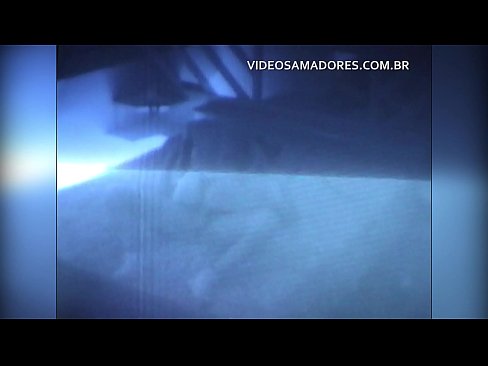 ❤️ Senarrak emazteari filmatzen dio bizilaguna eta makurtu bat dela jakiten du Azal pornoa gurean eu.moresexmovies.ru ❌