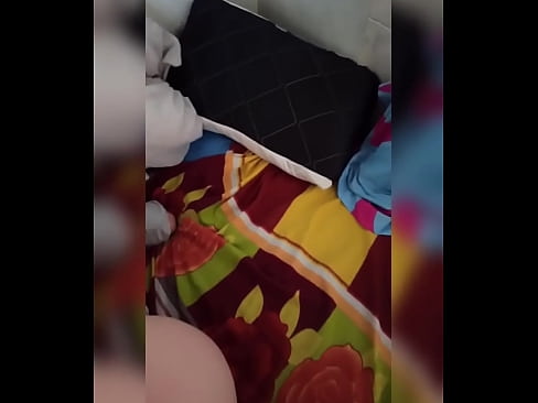 ❤️ Nire gelakidea etxean bakarrik geratzen da, bere senarra oporretara joaten delako eta nik izorratzeko eta ipurdia esnez betetzeko aprobetxatzen dut Azal pornoa gurean eu.moresexmovies.ru ❌
